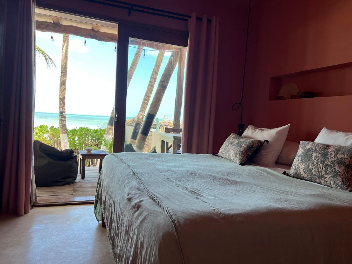 Casa Cat Ba Beachfront Boutique Hotel Isla Holbox Buitenkant foto